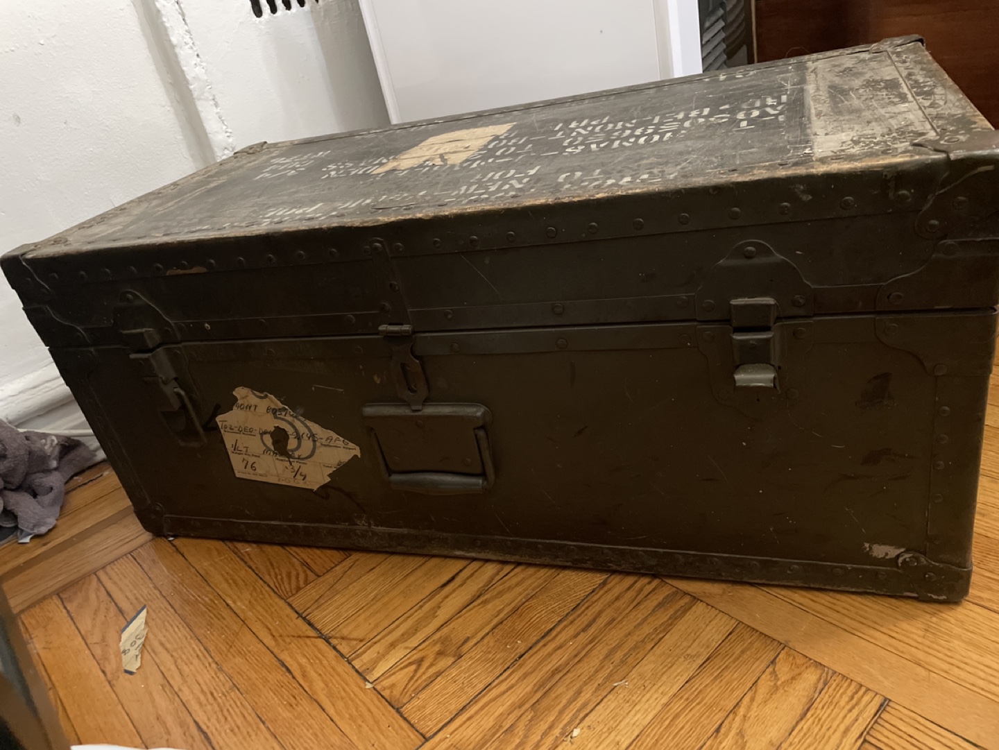 Vintage Military Trunk - photo 2