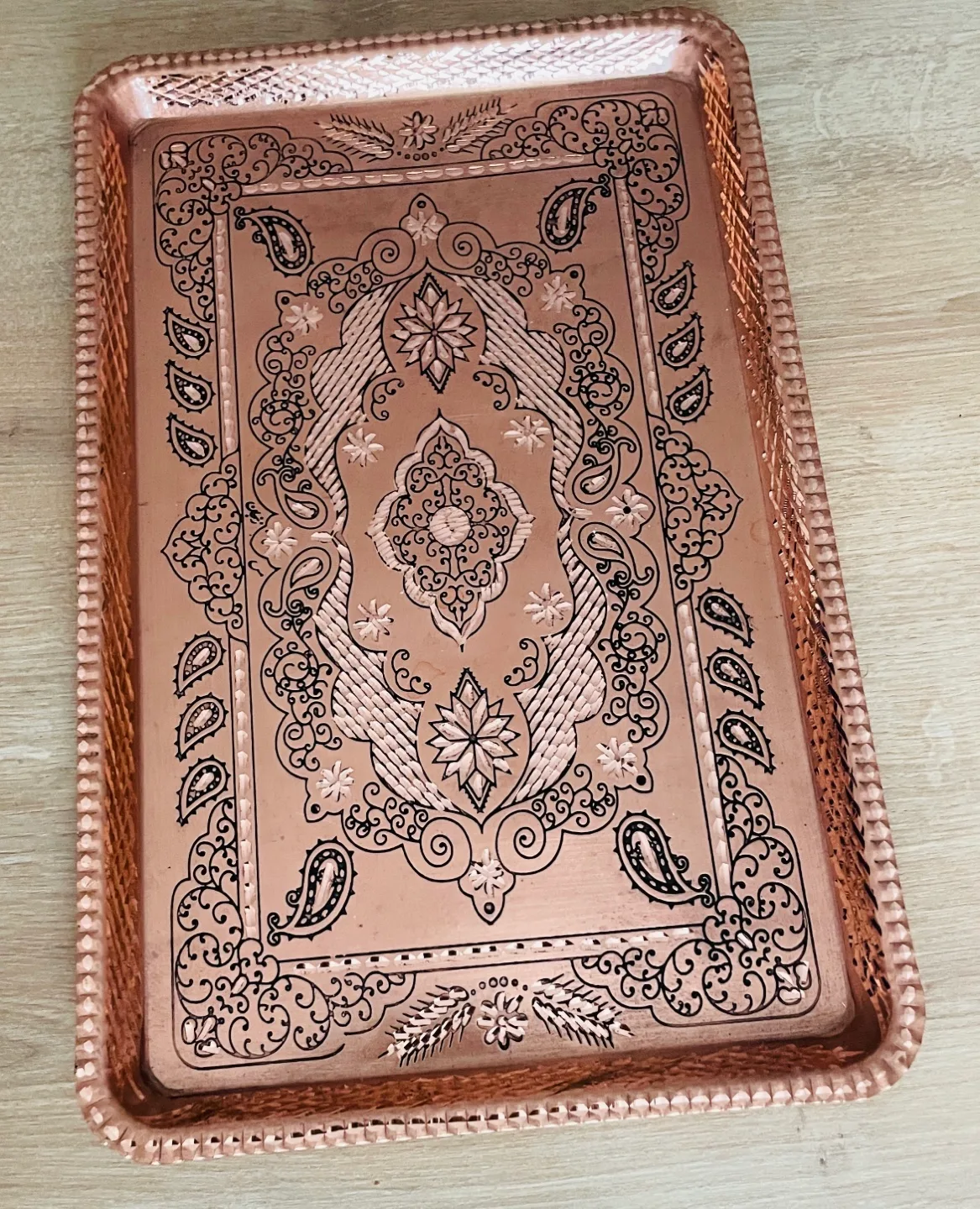 Beautiful handmade Copper Serving Tray with Intricate Design image indicator(5)