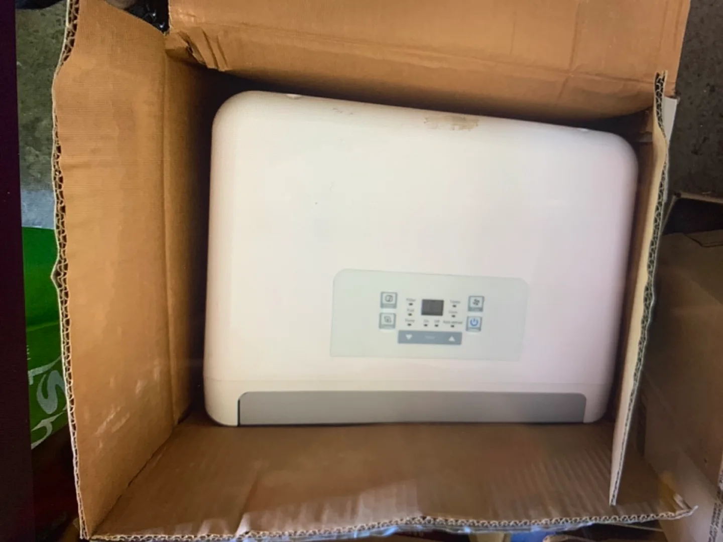 WHYNTER ENERGY STAR 50 PINT PORTABLE DEHUMIDIFIER image indicator(2)