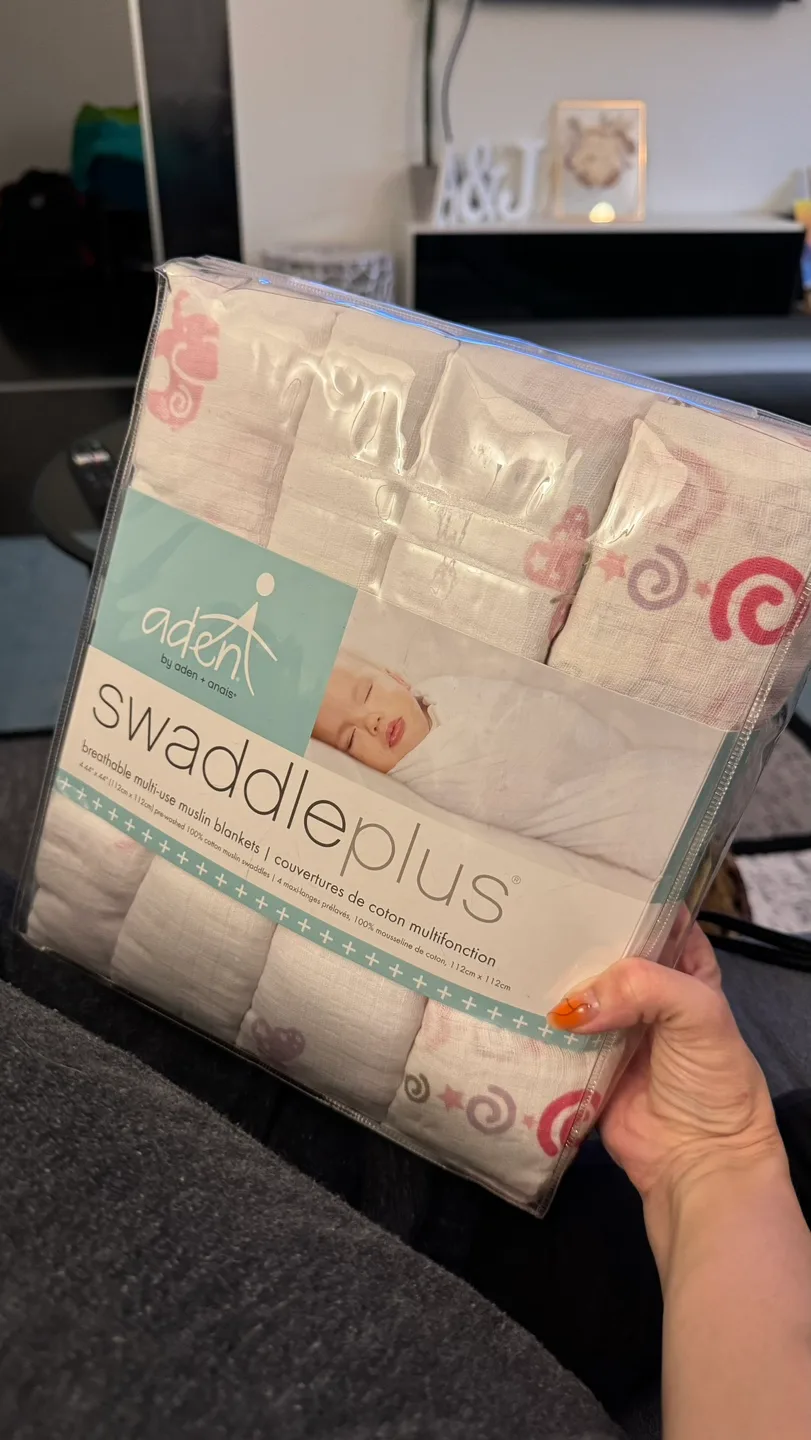 Aden + Anais SwaddlePlus Muslin Blankets thumbnail