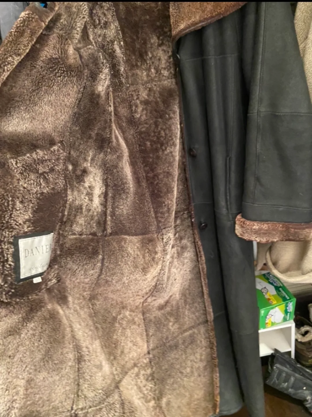 Danier Couture Sheepskin Coat image indicator(3)