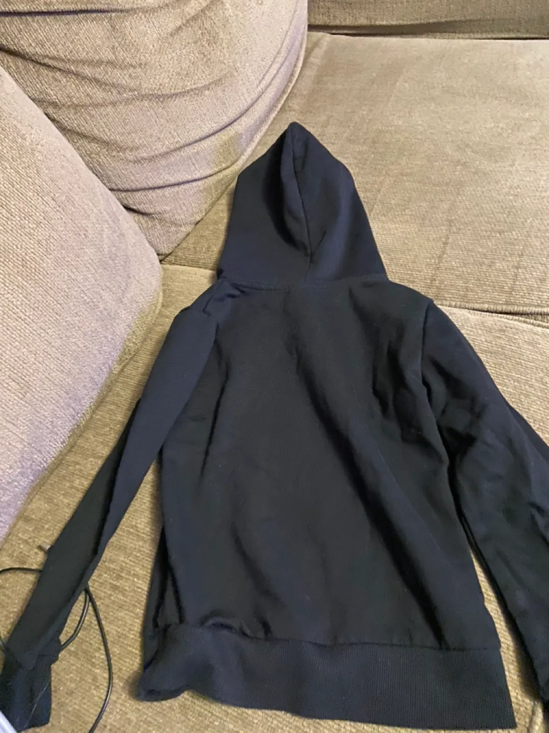 3 Adidas/Nike/Black Panther Hoodies image indicator(8)