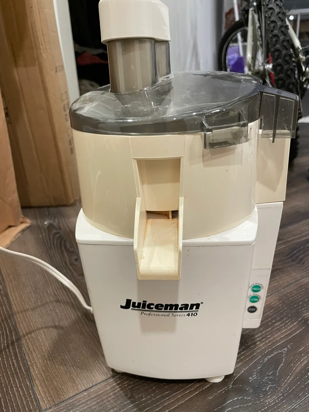 Juiceman Professional Series 410 Juicer thumbnail