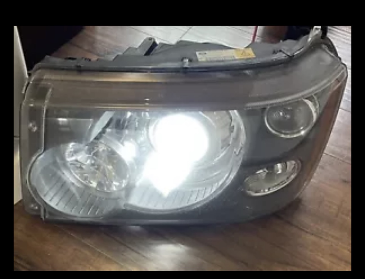 Land Rover Headlight - photo 5