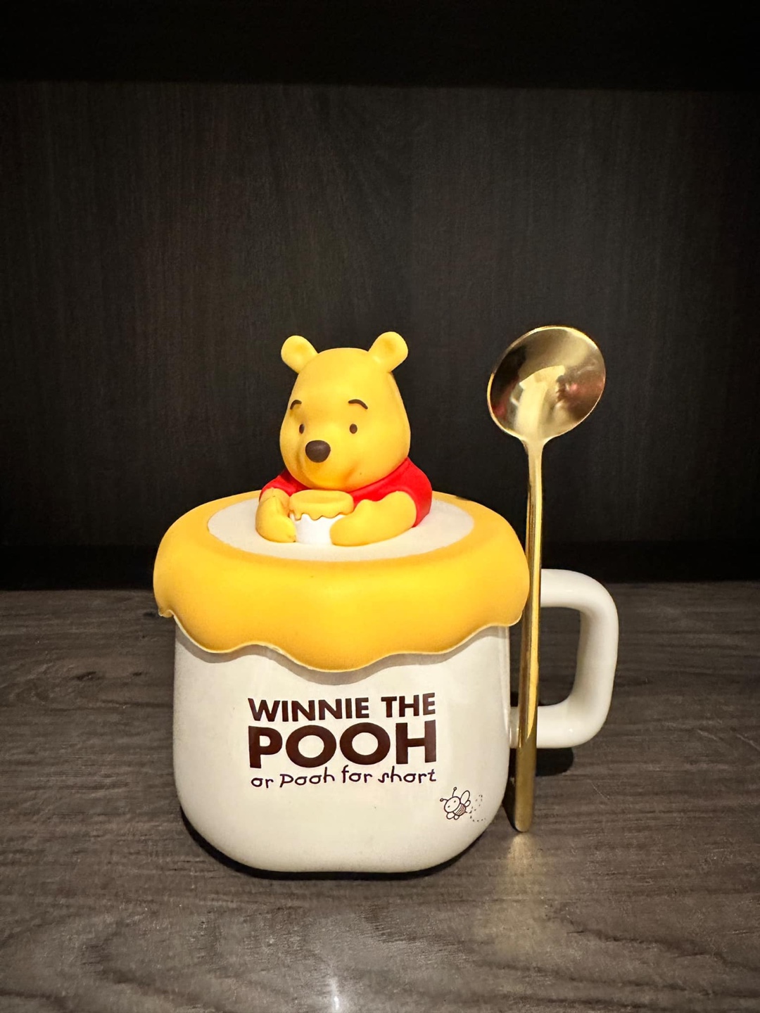 Winnie the Pooh Mug with Lid and Spoon - photo 2