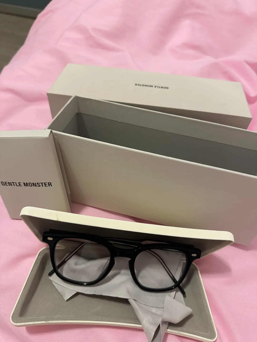 GENTLE MONSTER Kubo 01 Blue Light Glasses image indicator(6)