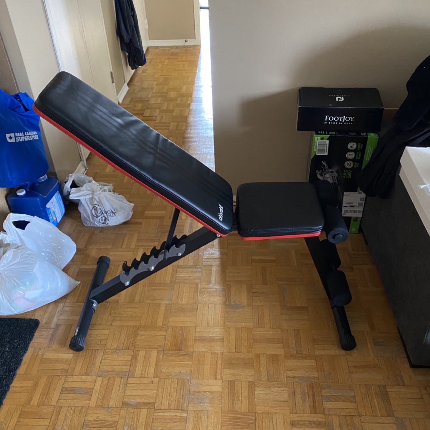 ADJUSTABLE WORKOUT BENCH - photo 2