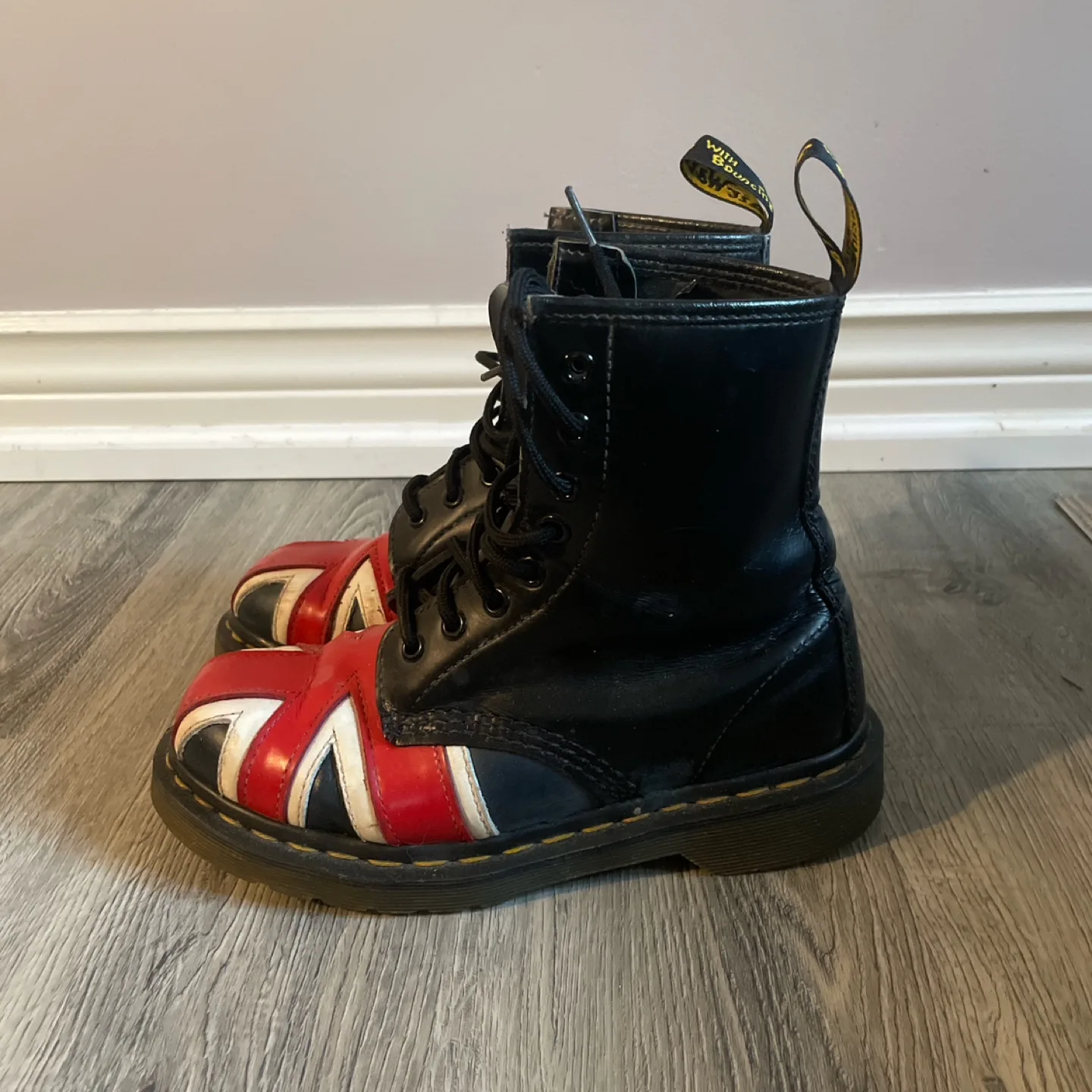 Dr. Martens Union Jack Boots image indicator(3)