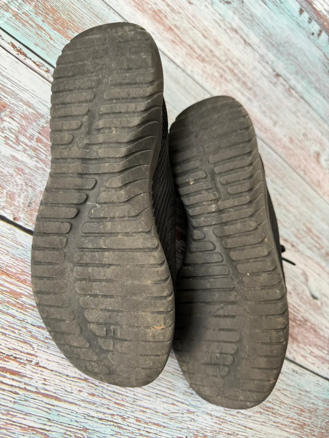 Skechers - Black Knit Running Shoes - Size 8 image indicator(7)