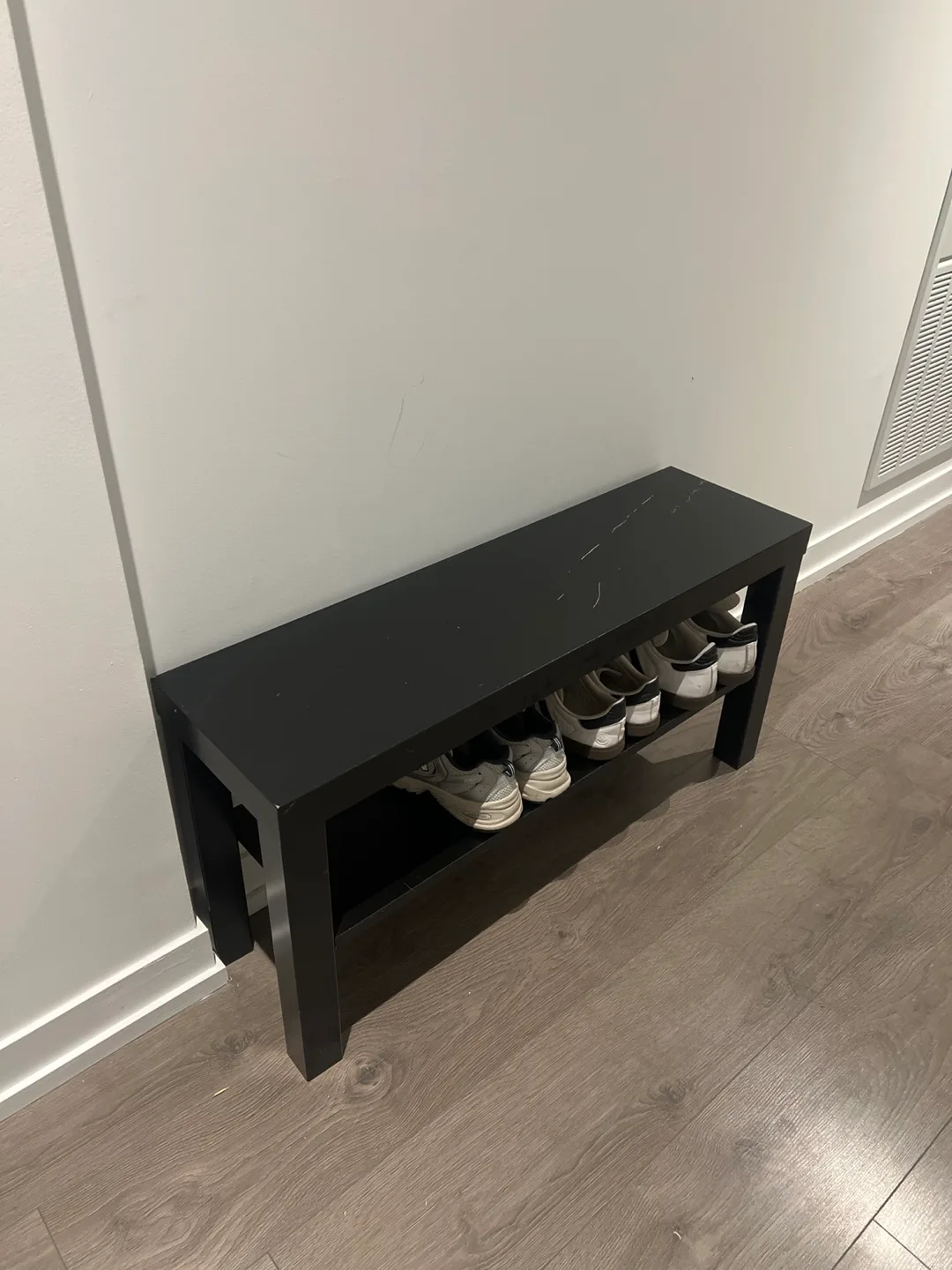 Black Shoe Bench image indicator(4)