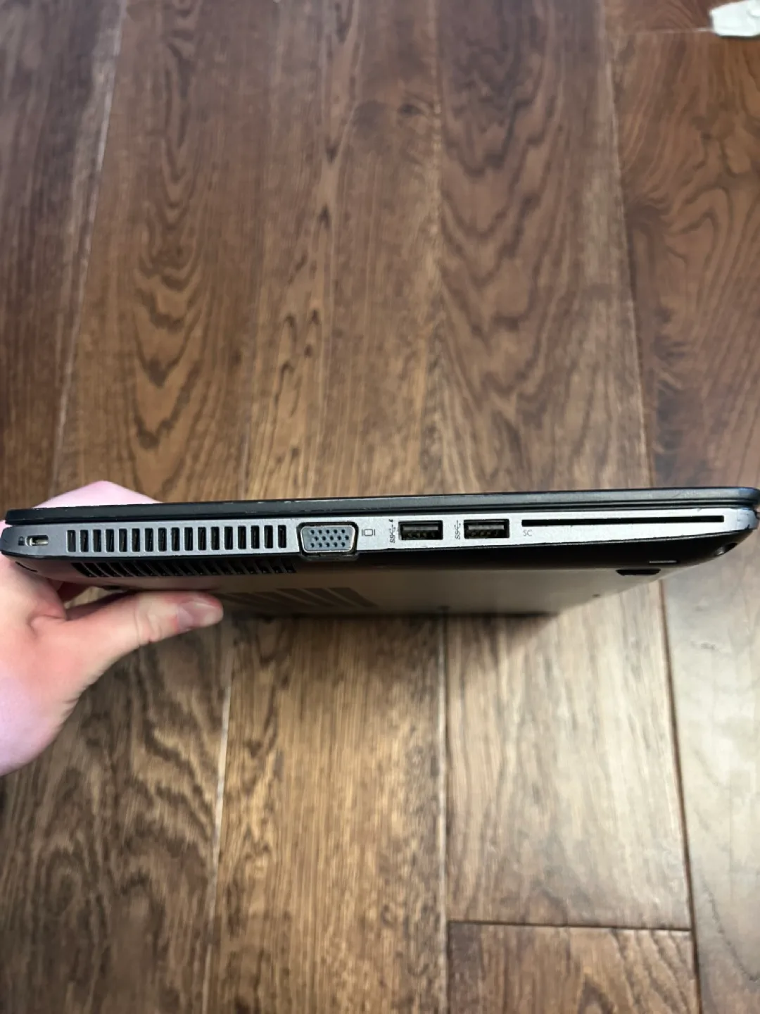 HP EliteBook 840 Laptop image indicator(4)