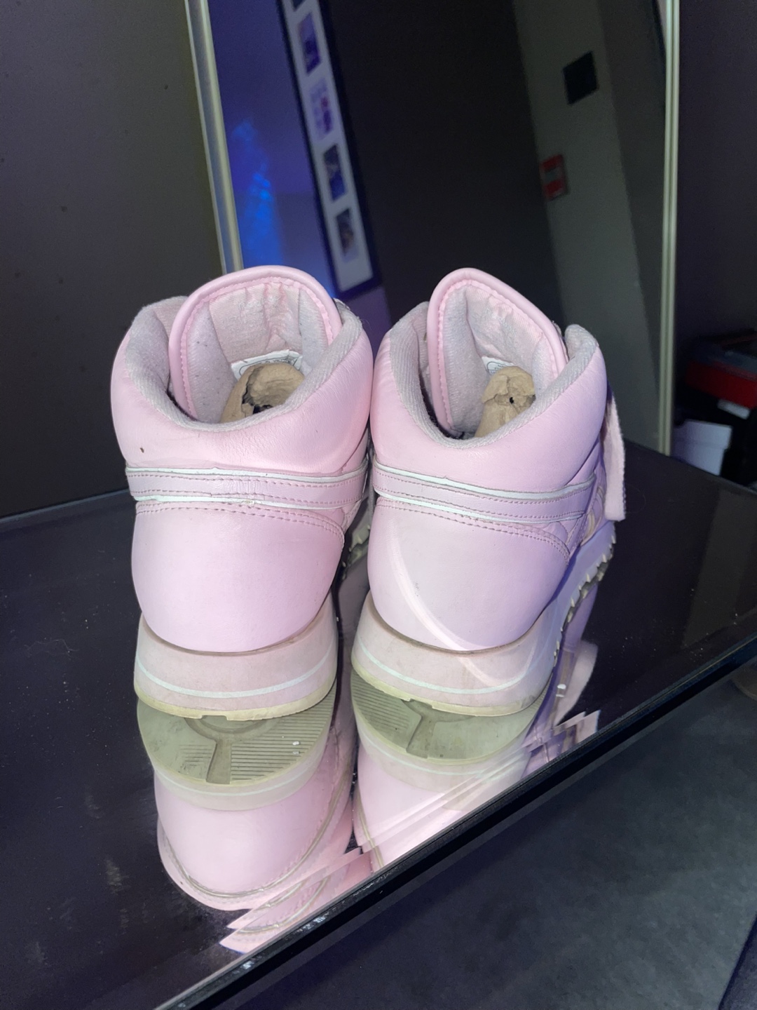 Pink Reebok Classic Leather Mid Sneakers - photo 2