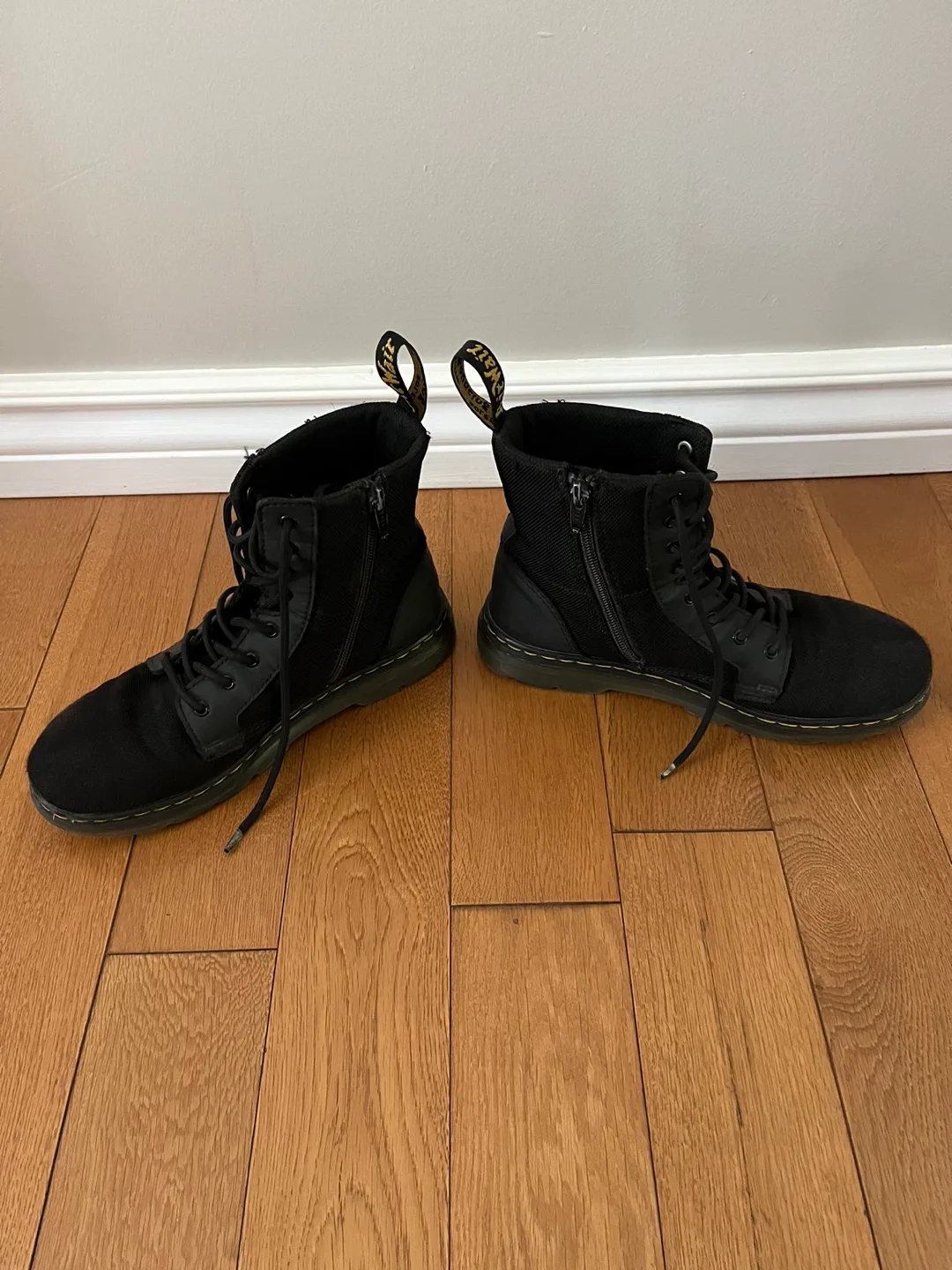 Dr. Martens Junior Combs Boots image indicator(2)