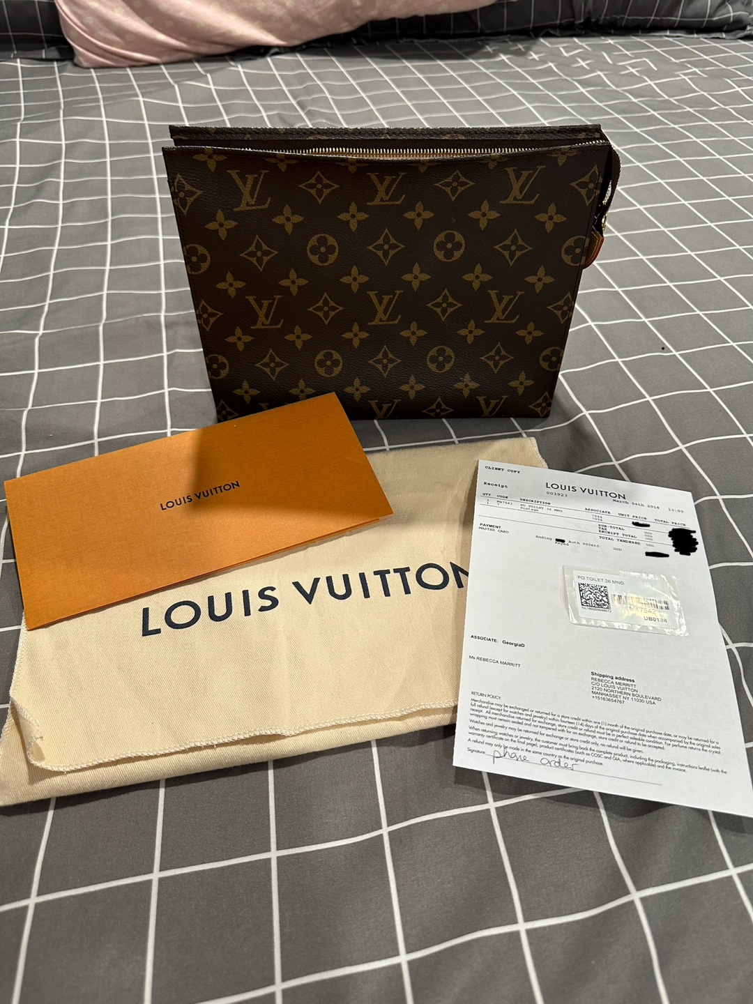 Louis Vuitton Toiletry Pouch 26