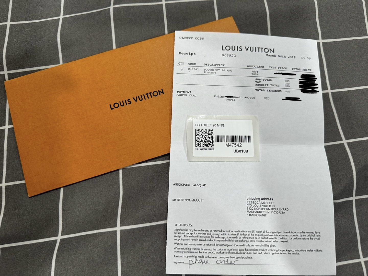 Louis Vuitton Toiletry Pouch 26 - photo 3