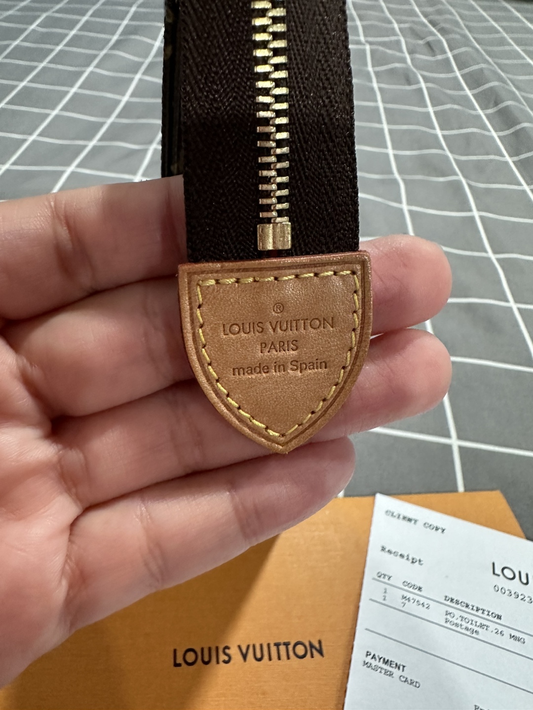 Louis Vuitton Toiletry Pouch 26 - photo 5