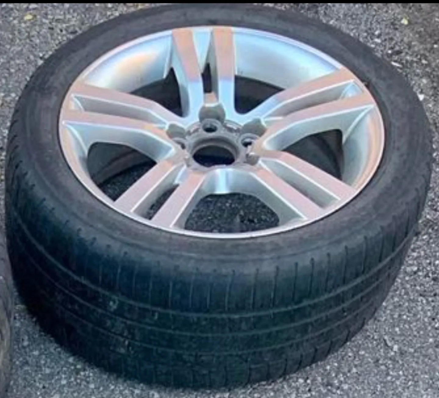 Rims 18” 5x120 Bolt Pattern thumbnail