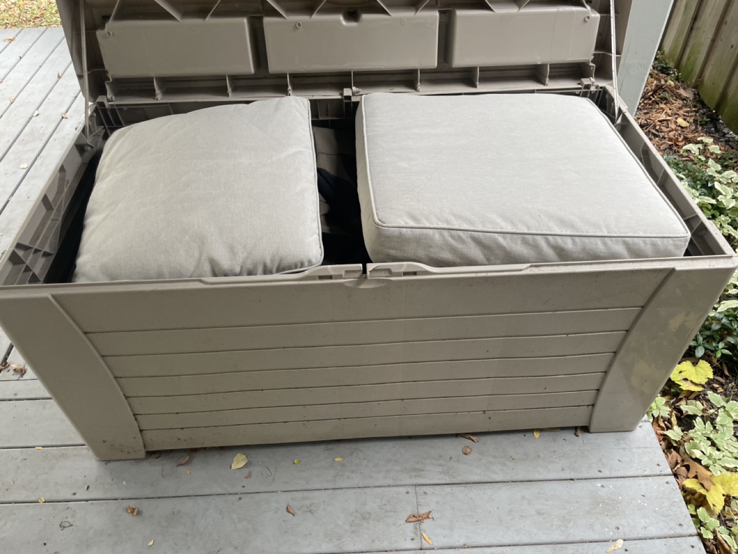 MOVING SALE: 127GAL Extra Large Deck Box With Seat - photo 4