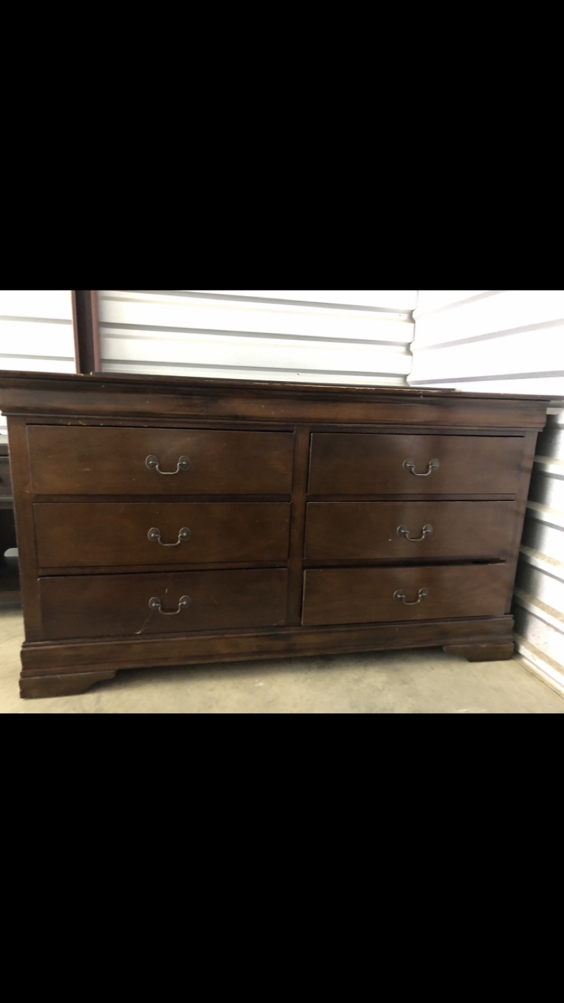 6 Drawer Dresser