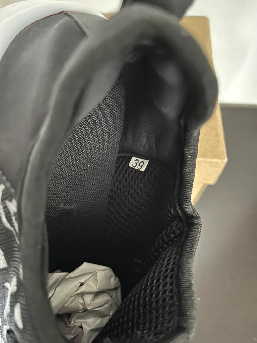 LED Light Up Sneakers image indicator(7)