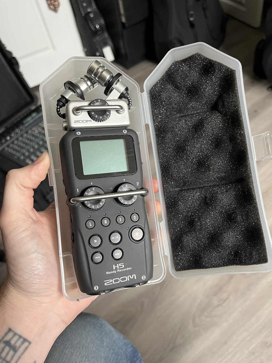 Zoom H5 Handy Recorder - photo 2