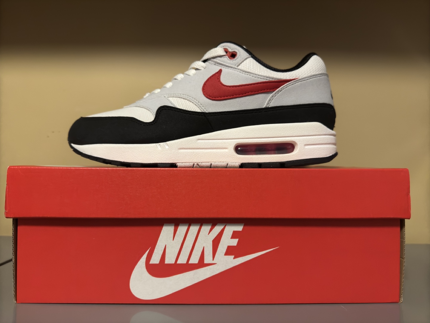 Nike Air Max 1 Chili 2.0 - Mens Size 9.5