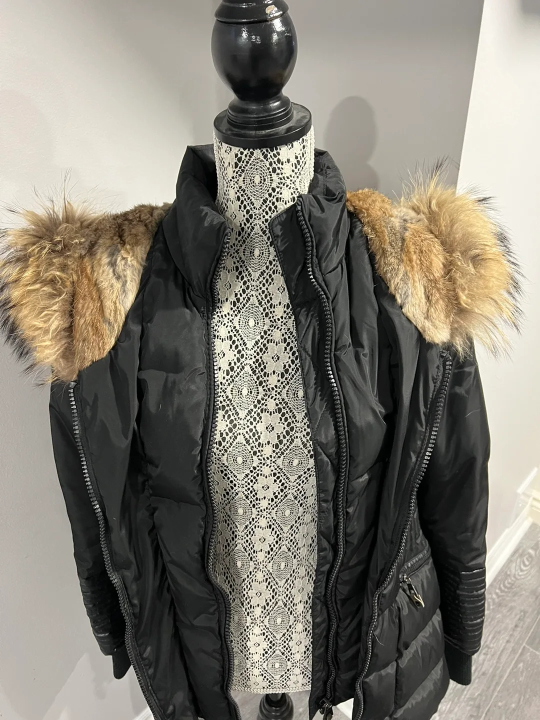 Nicole Benisti Winter Jacket (Size Small) image indicator(2)