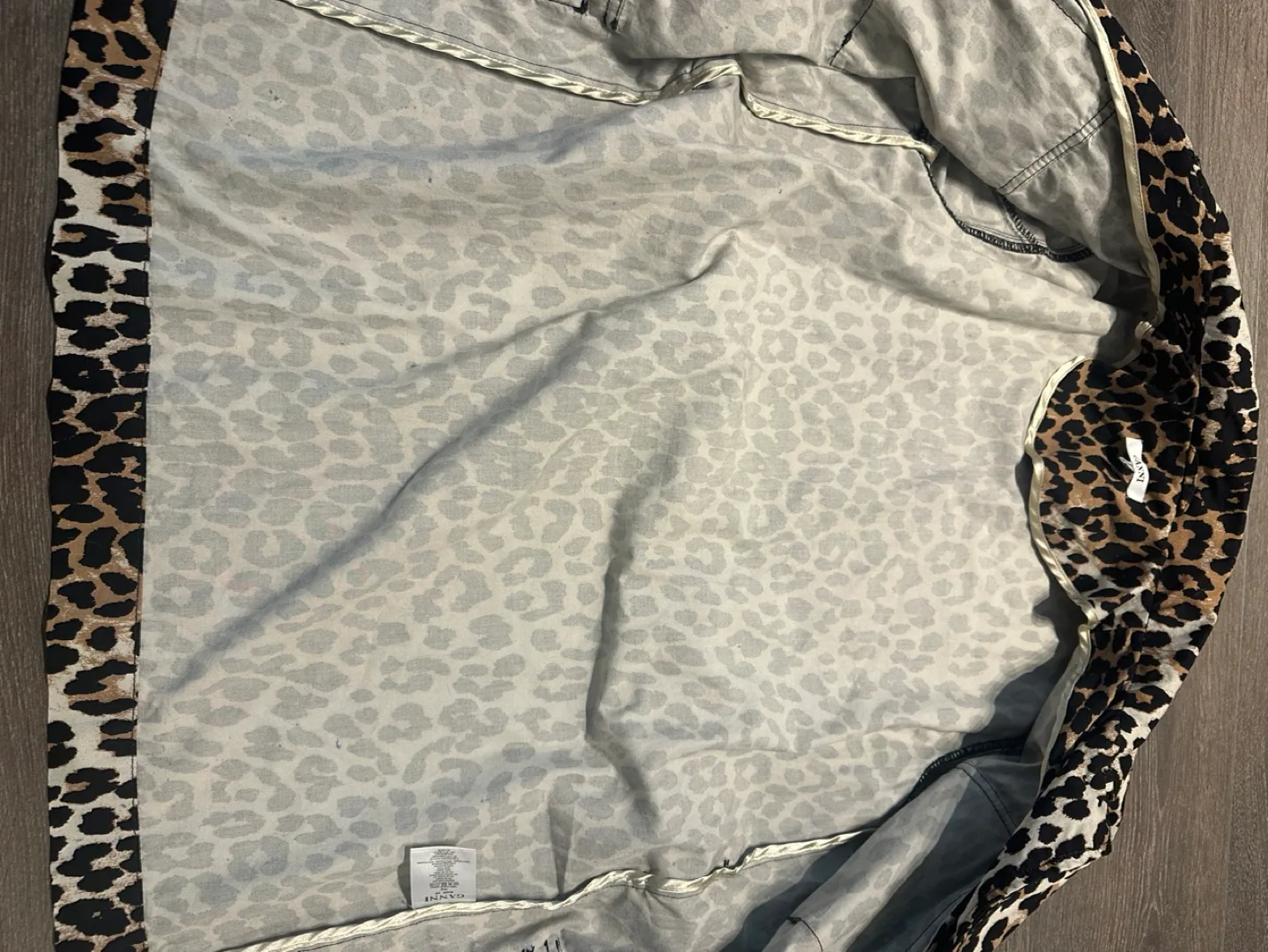 Ganni Leopard Print Jacket image indicator(9)
