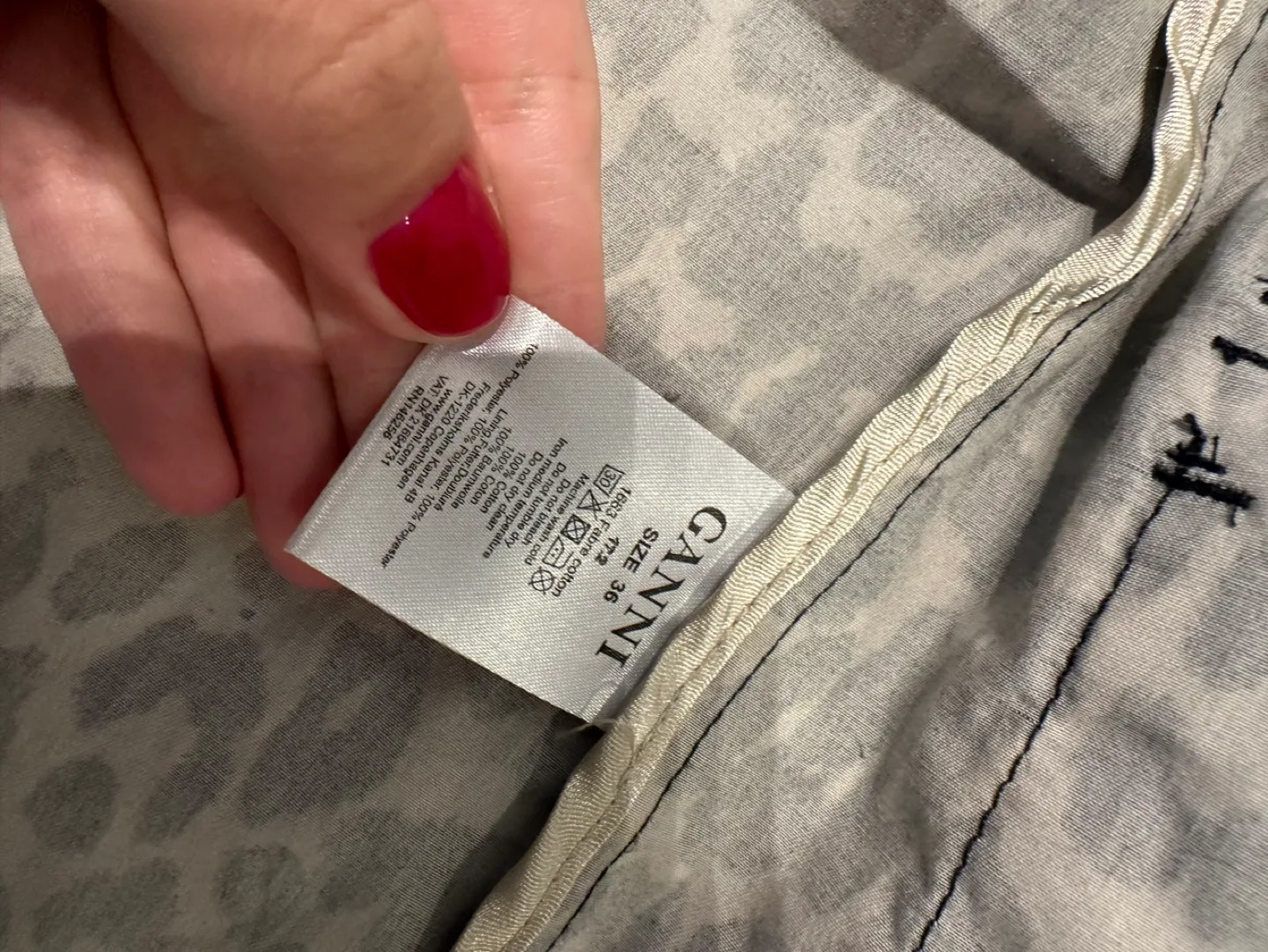 Ganni Leopard Print Jacket image indicator(8)