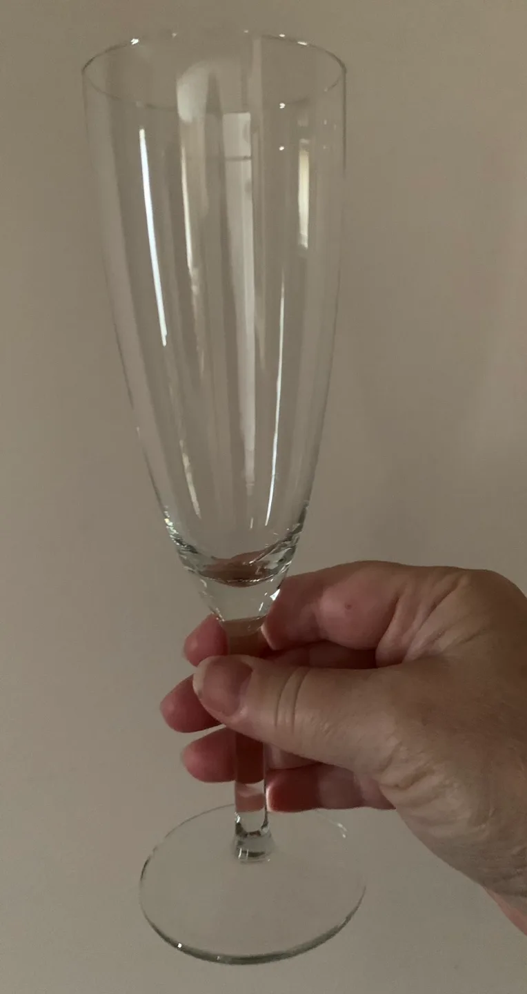 IKEA SVALKA Champagne Flutes - NEW-Set of 6 image indicator(6)