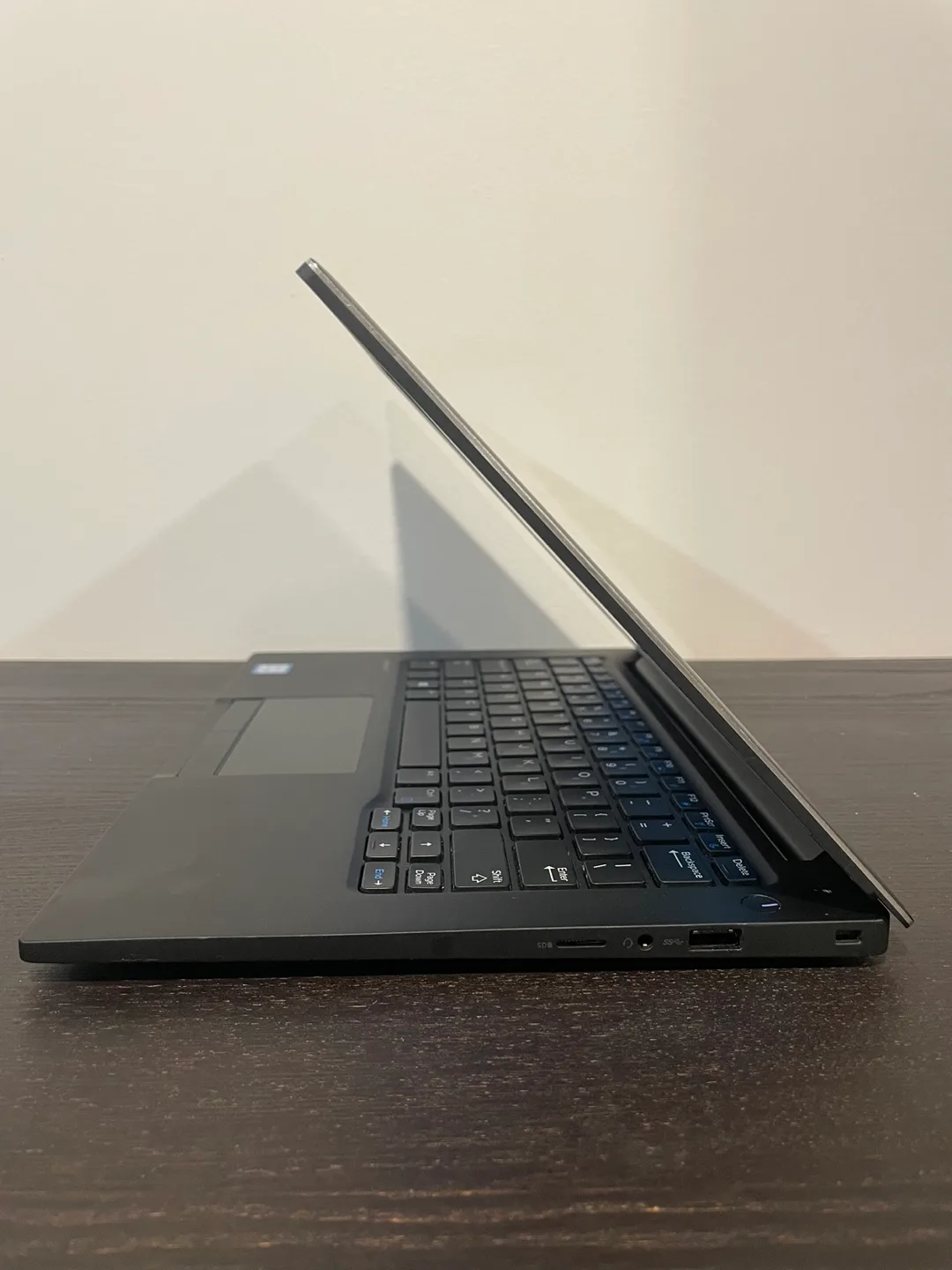 Dell Latitude 7370 Laptop with Charger for Sale image indicator(2)