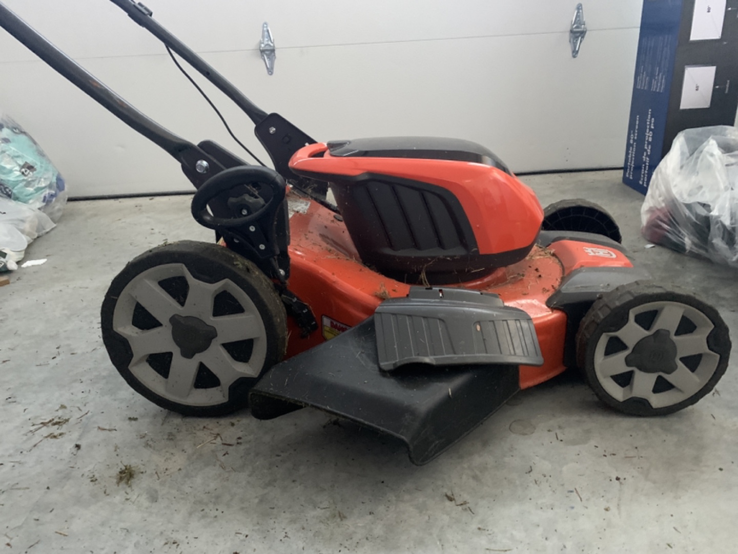Husqvarna Battery Powered Lawnmower - photo 2