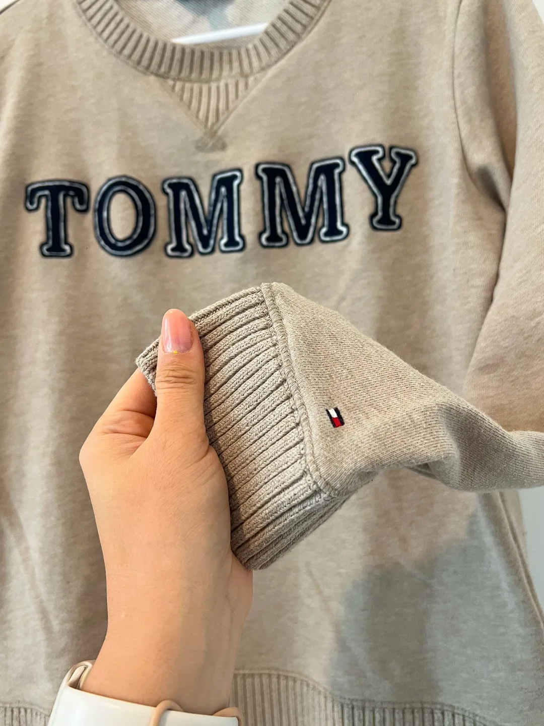 Tommy Hilfiger Sweater M -  beige sweatshirt image indicator(2)