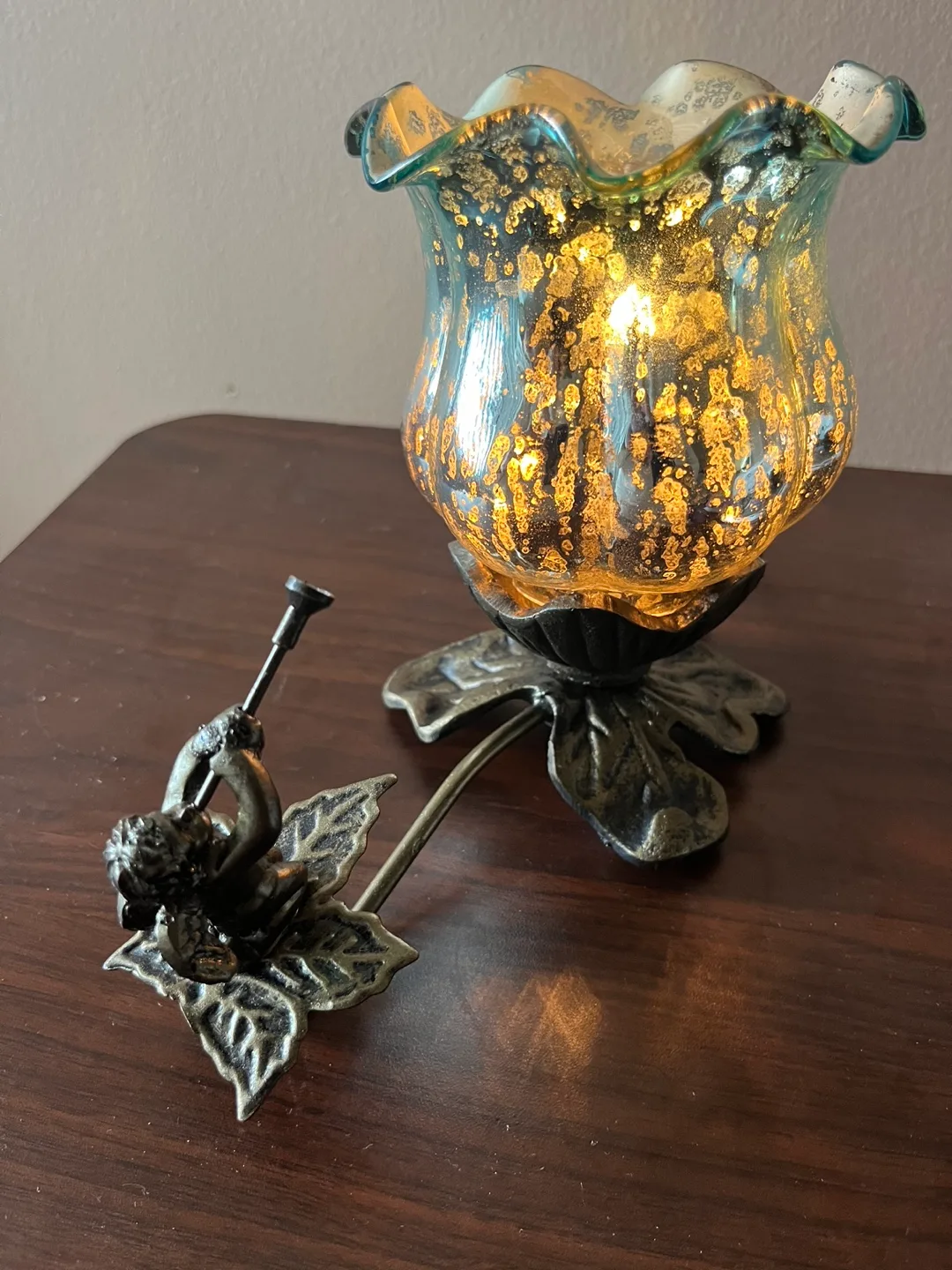 Set of 2  Teal and Gold  Glass and Metal Table Lamps image indicator(3)