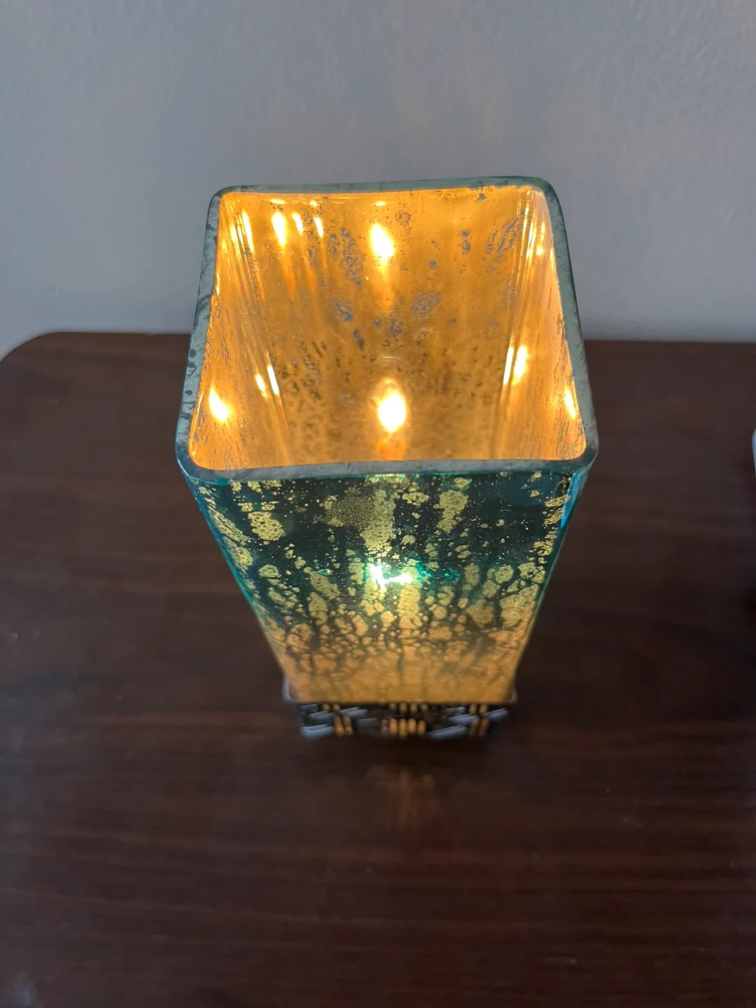 Set of 2  Teal and Gold  Glass and Metal Table Lamps image indicator(6)