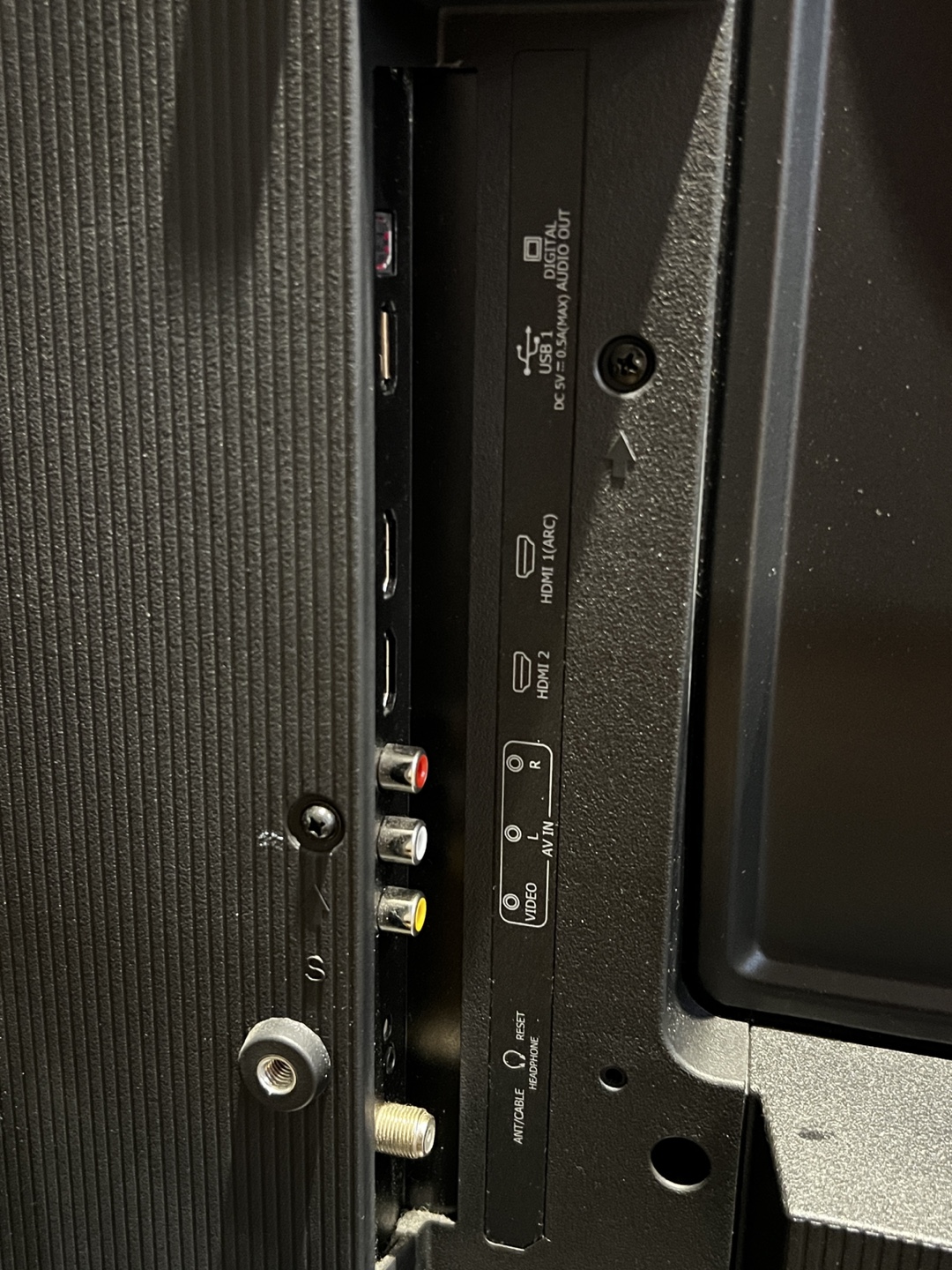 Hisense 32 inch Smart TV - photo 5
