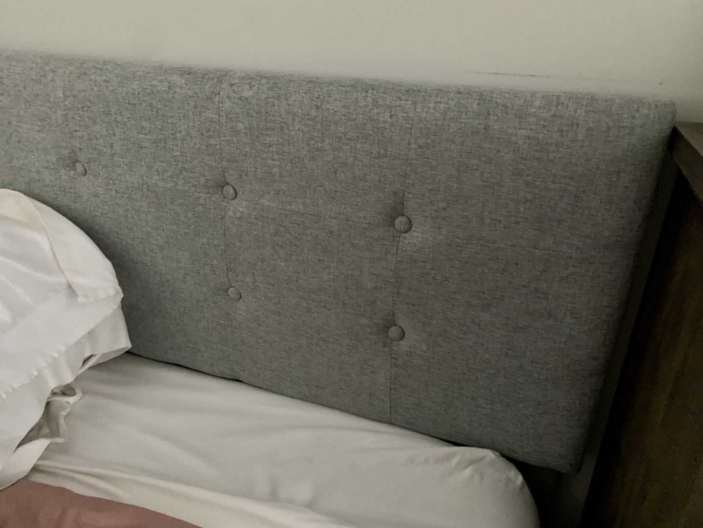 Queen Bedframe - photo 3