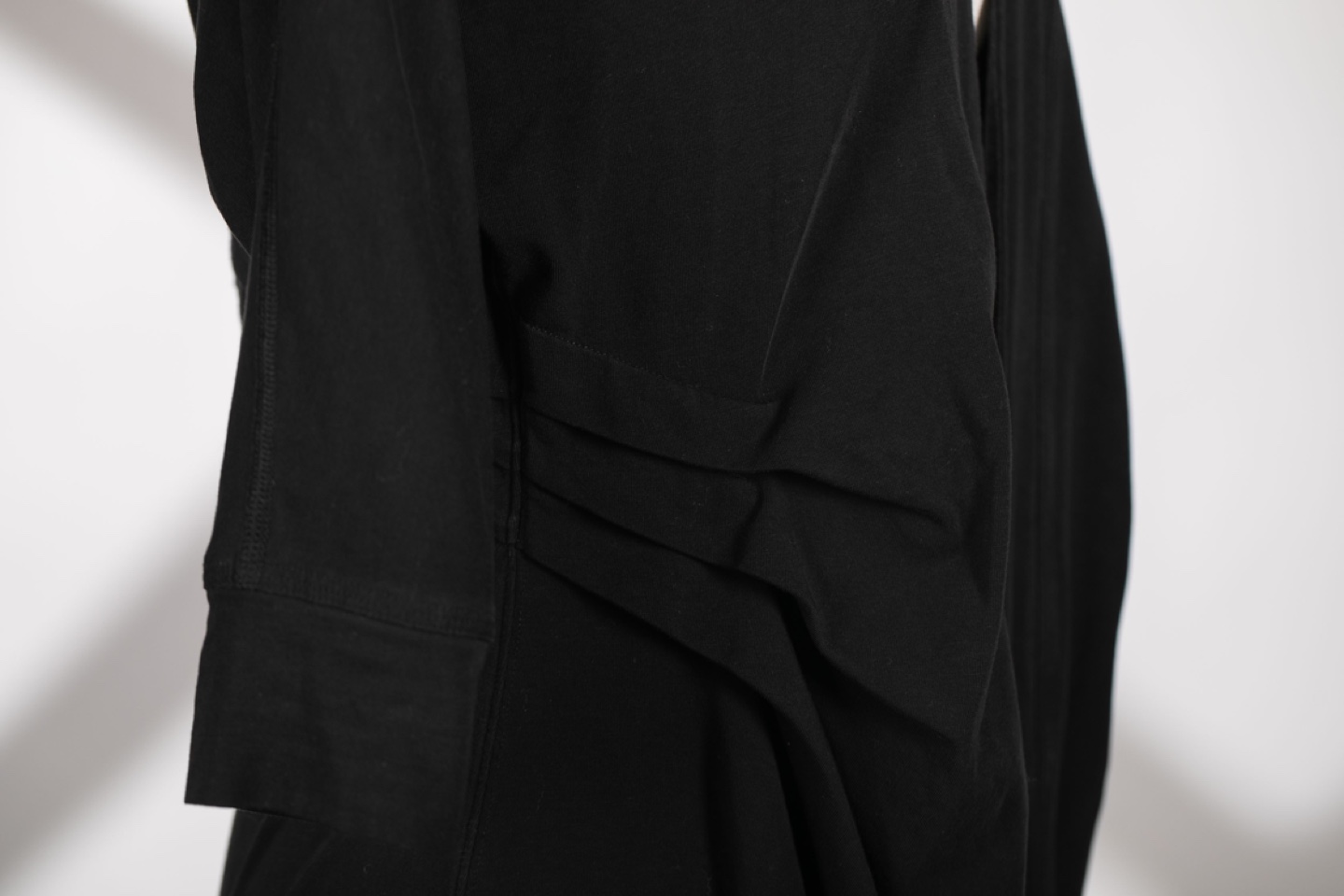 Lululemon Black Flow Y Long Sleeve Cardigan - photo 5