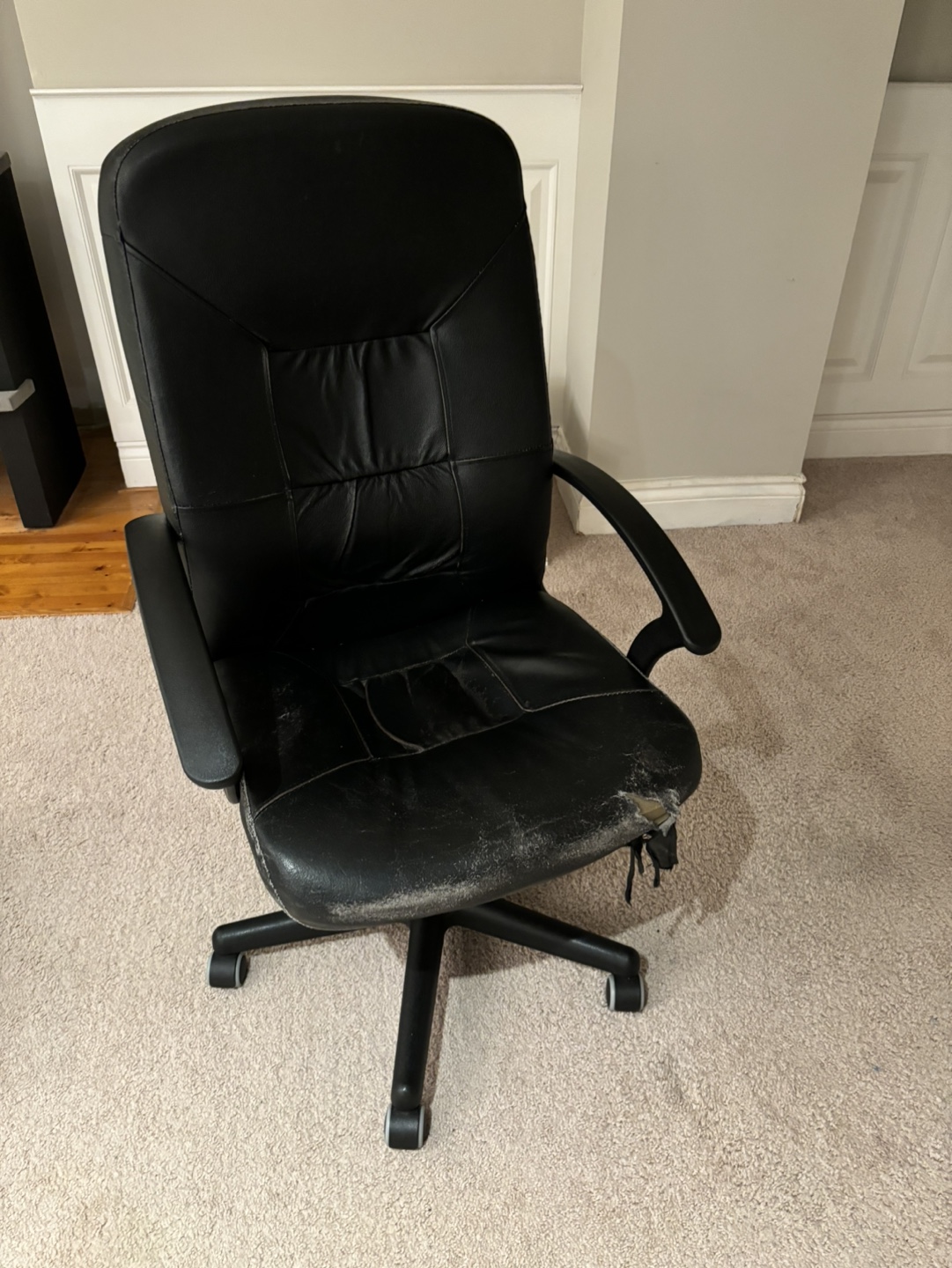 Black Office Chair - photo 2