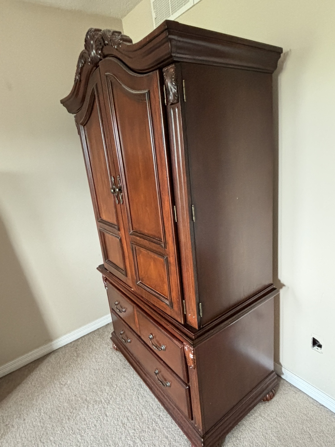 Bedroom Set- FREE - photo 3