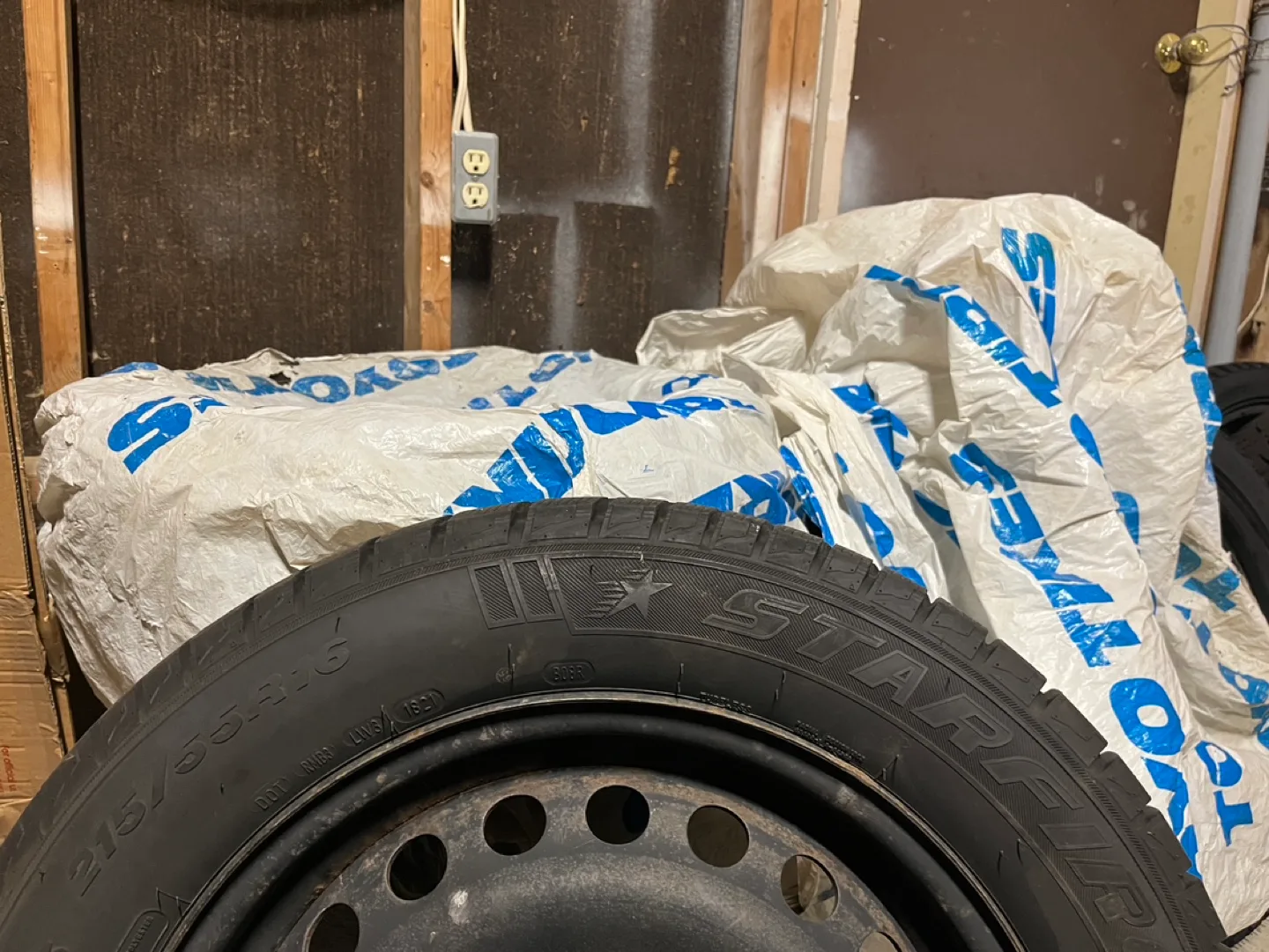 Starfire Winter Tires and Rims image indicator(3)