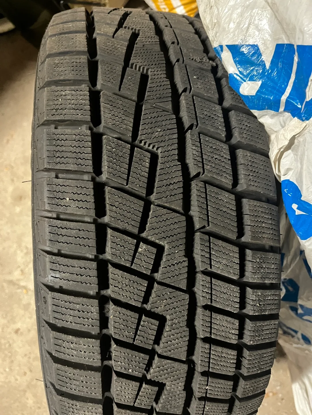 Starfire Winter Tires and Rims image indicator(2)