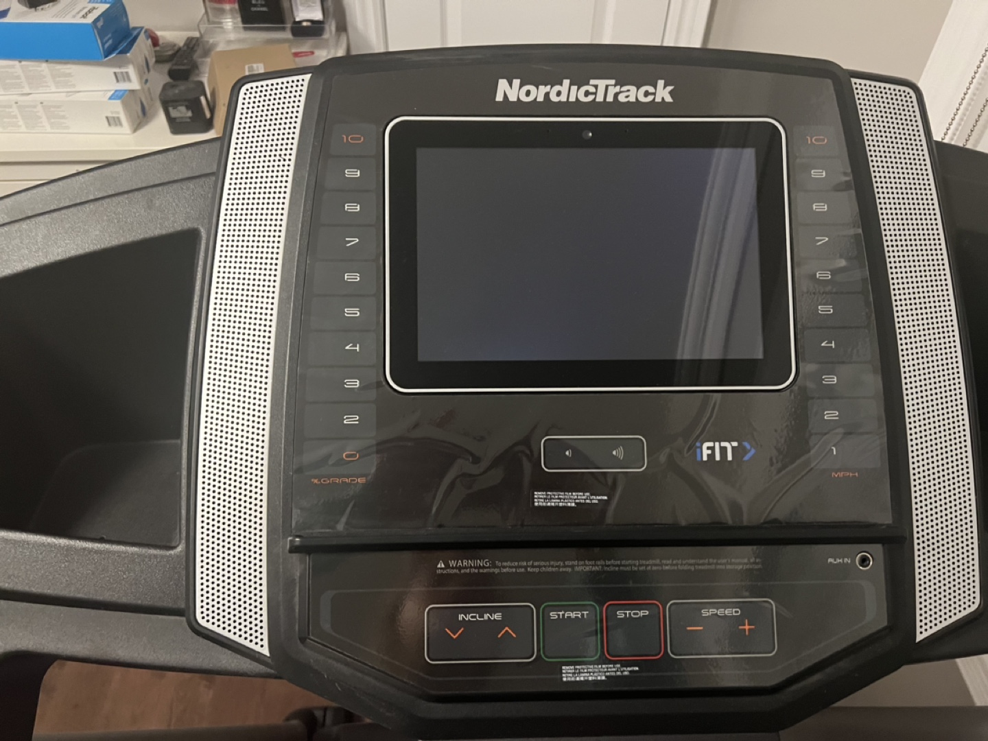 Nordictrack T6.5 Si treadmill - photo 2