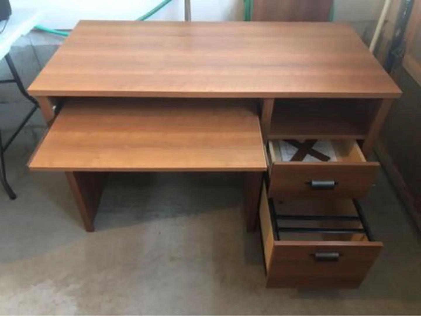 Computer Desk with Keyboard Tray and drawers image indicator(4)