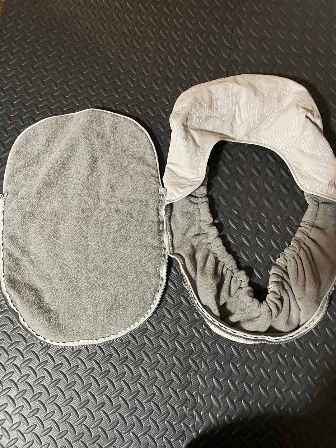 JJ Cole Car Seat Cover image indicator(3)