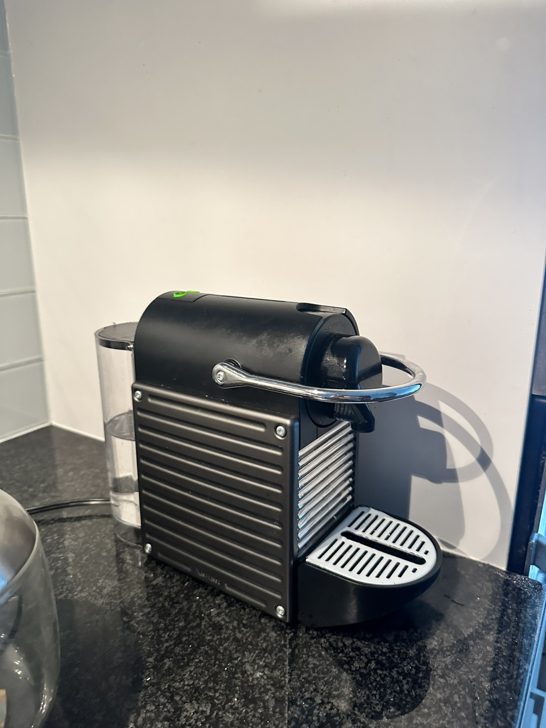 Nespresso Pixie Titanium Coffee Machine with Capsule jar - photo 4