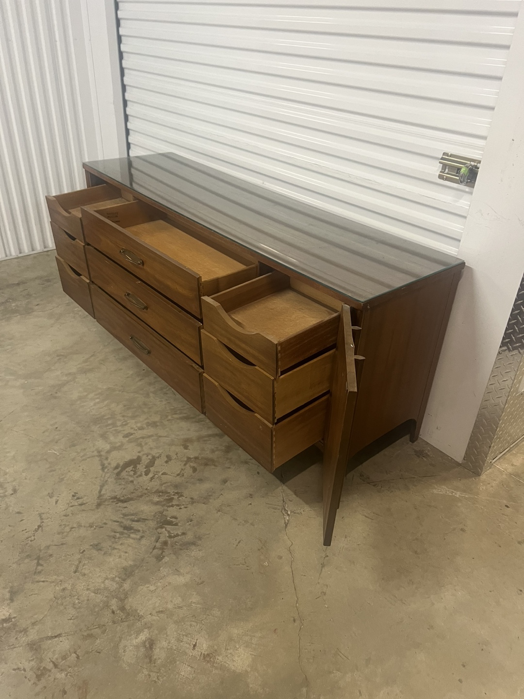 Mid Century Modern 9 dtawers Dresser - photo 4