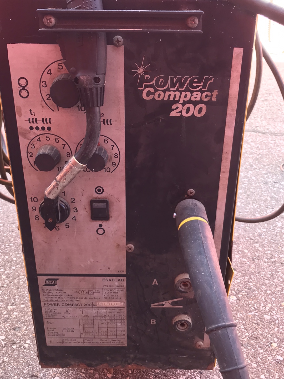 ESAB Power Compact 200 Welder - photo 3