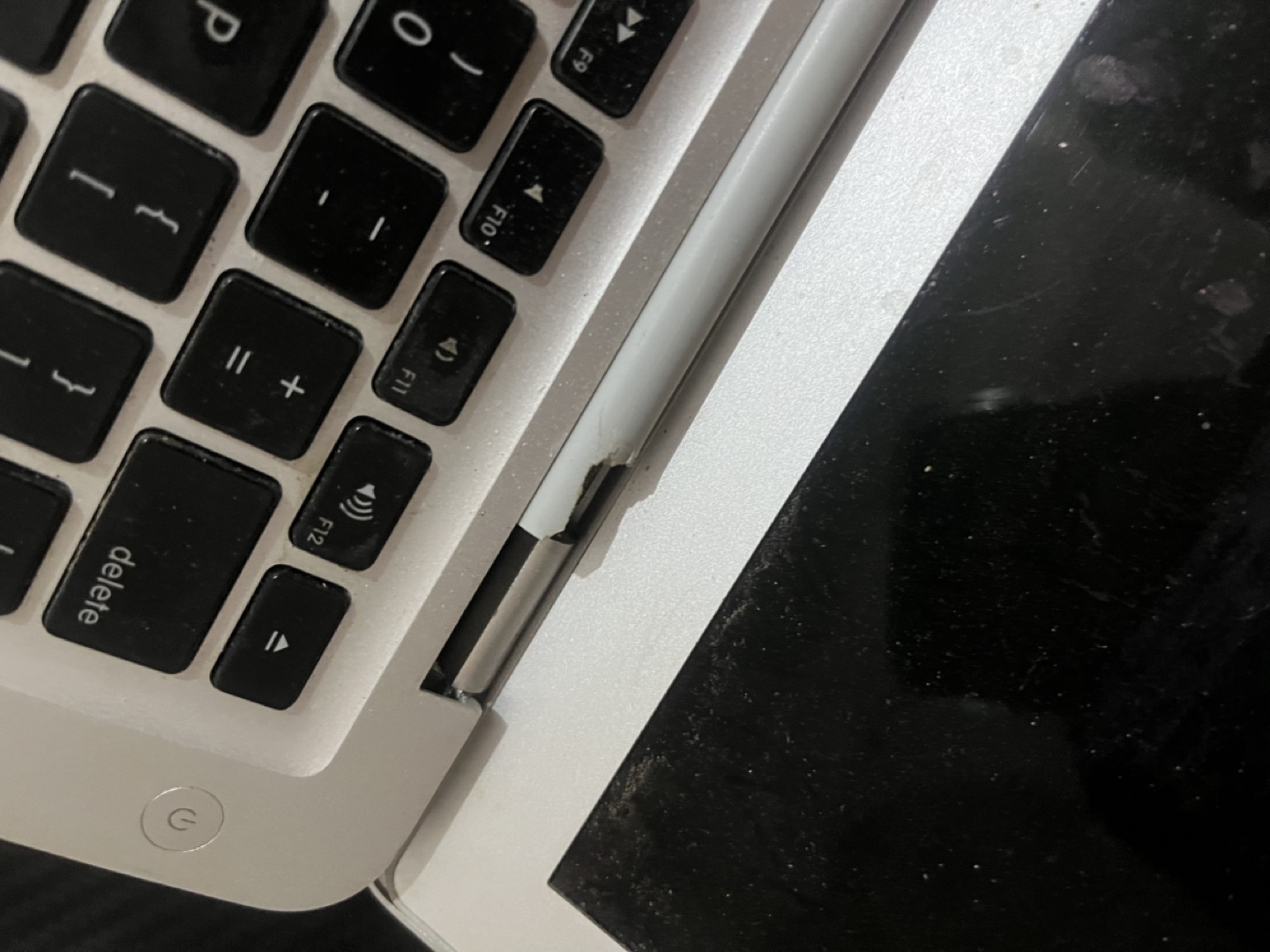 MacBook Air (untested) - photo 3