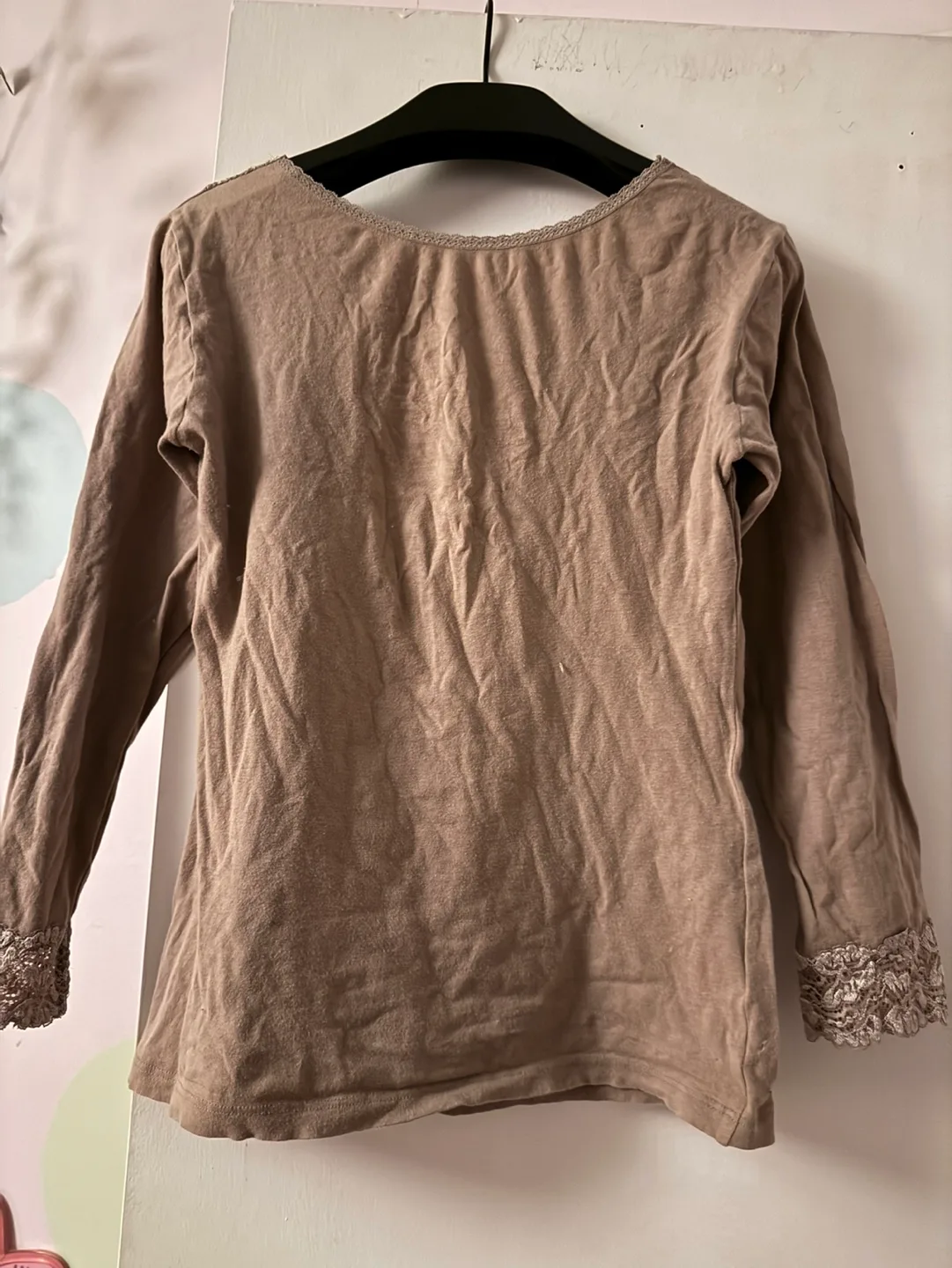 Long Sleeve Top with Lace image indicator(2)